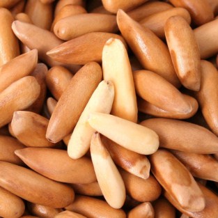 <b>Brazil pine nuts</b>